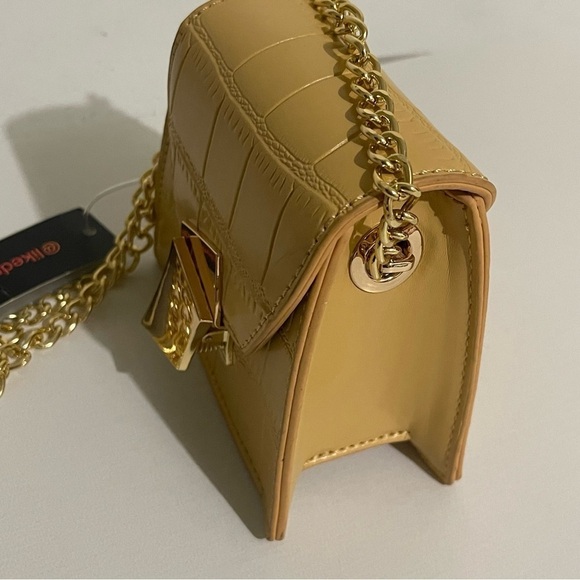 Like Dreams Mini Micro Crossbody Bag Shoulder Chain Strap In Yellow Croc Color - Picture 5 of 11